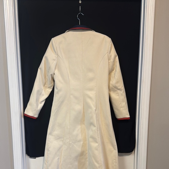 Elegant Cream and Blue Double-Breasted Trench Coat - Picture 3 of 5